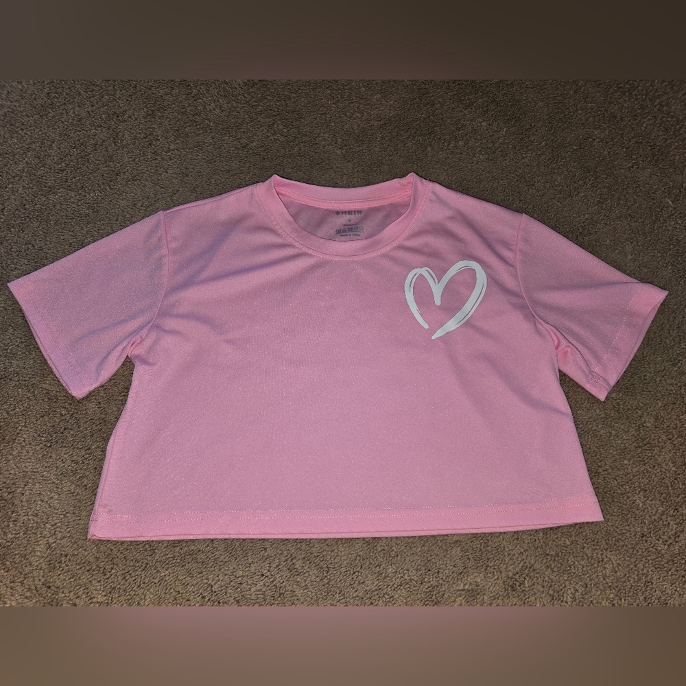 🌟NWOT SHEIN PINK CROP TOP SIZE SMALL 🩷